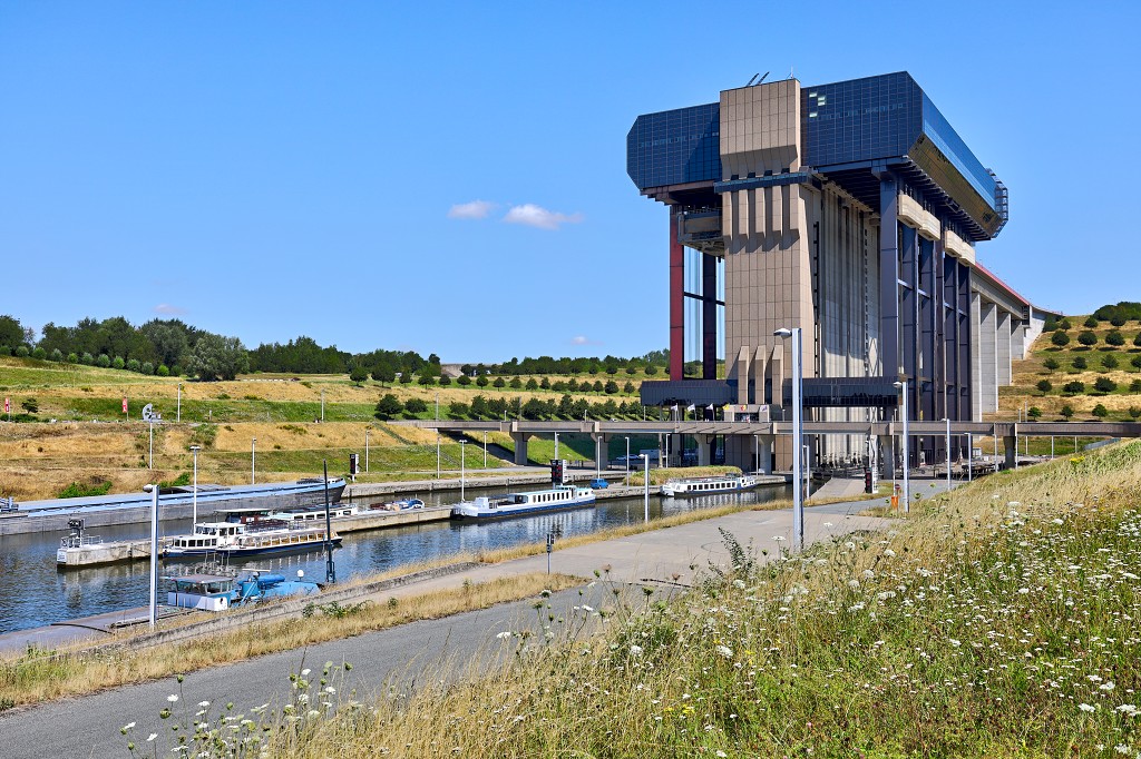Scheepsliften belgie kabellift van Strepy-Thieu scheepslift 1 2 3 4 hellend vlak van Ronquieres Houdeng Goegnies Aimeries historisch Canal du Centre Bracquegnies hdr